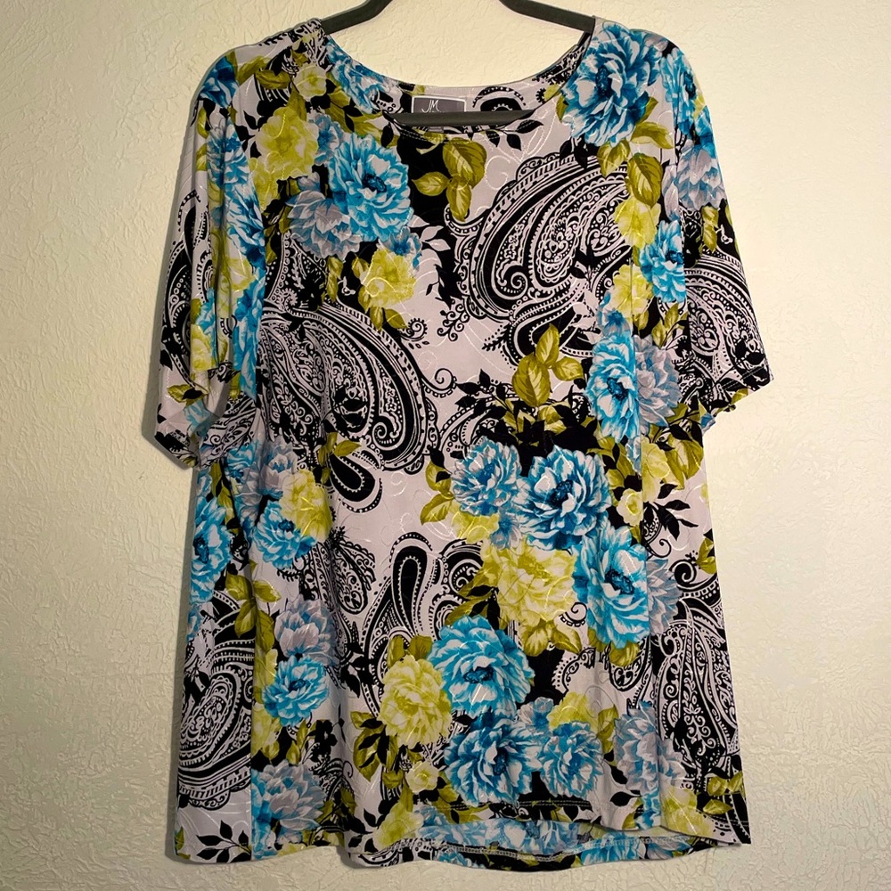 JM Collection Women 2X Paisley and floral blouse